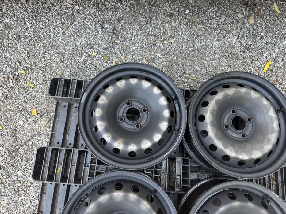 4бр.Оригинални джанти 15" 4x100 за Renault Kangoo,Dacia Dokker,Nissan