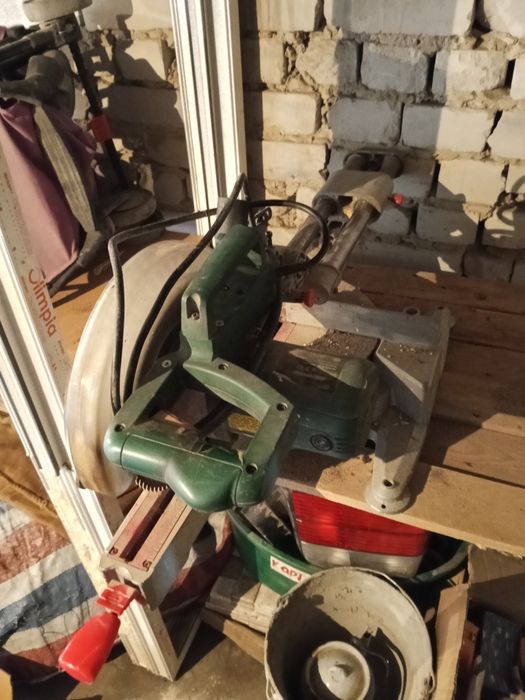 Продам торцовачную пилу