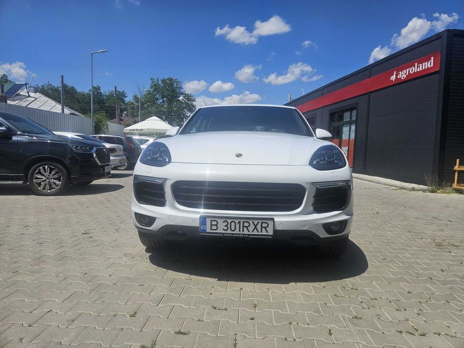 PORSCHE Cayenne 2017 — imagine 3