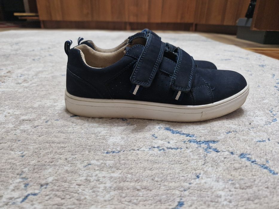 Мокасы мальчиковые 36р-р