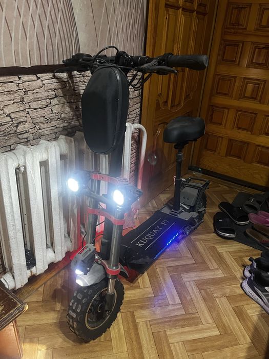Электросамокат kuquay f7