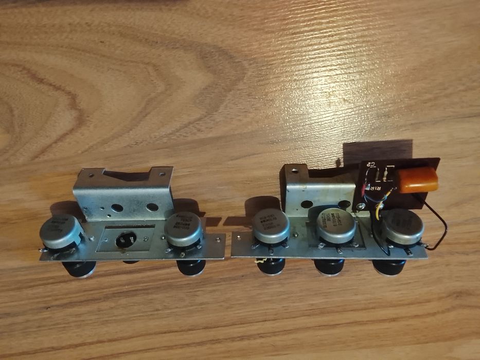 Vând potențiometre pentru magnetofon Mayak-203