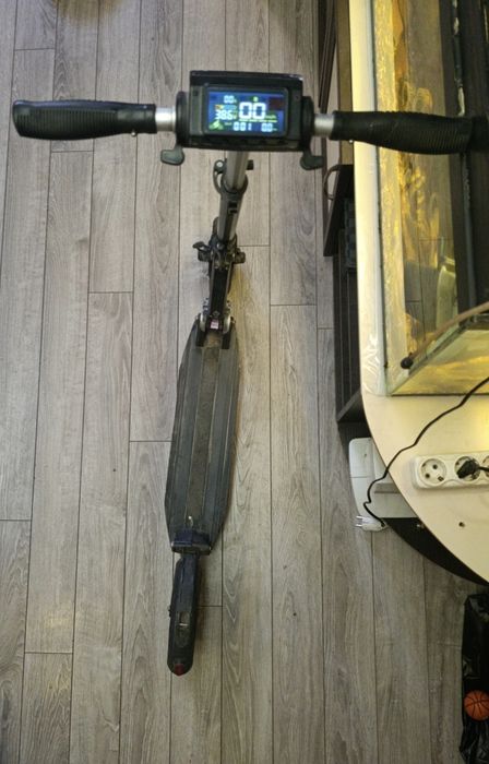 Продаётся электросамокат kugo s3
