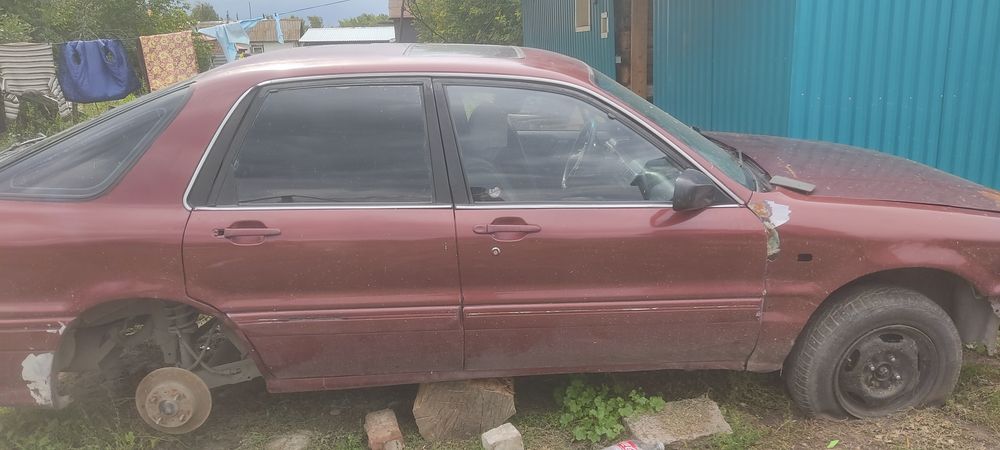 Mitsubishi galant 6