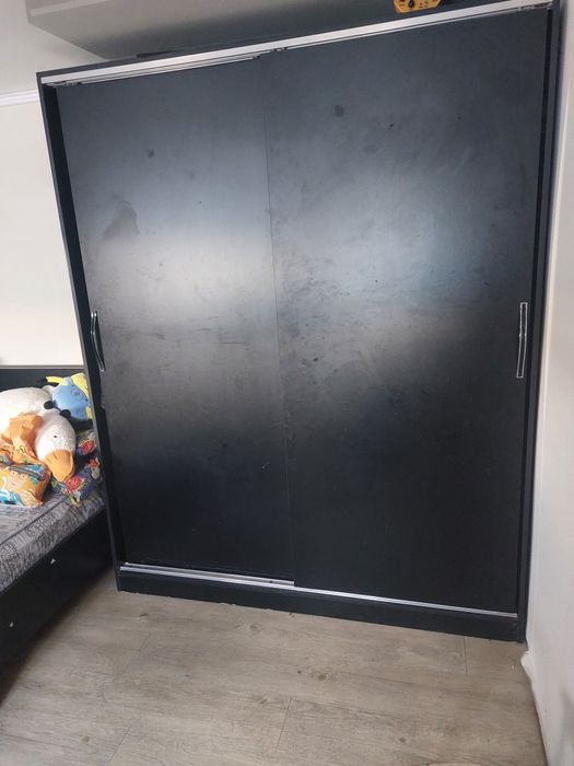 Продам спальный гарнитур