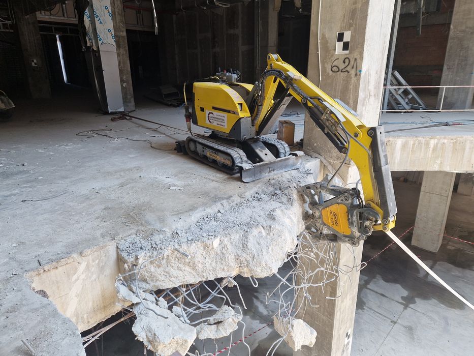 Taiat taiere decupare spart demolat beton gauri scarificare