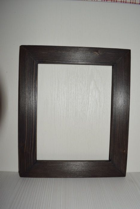Рамки  багетные из дерева