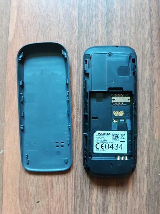 Vând telefon mobil Nokia 100
