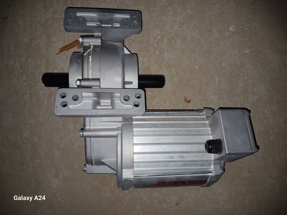 Мотор редуктор UMC