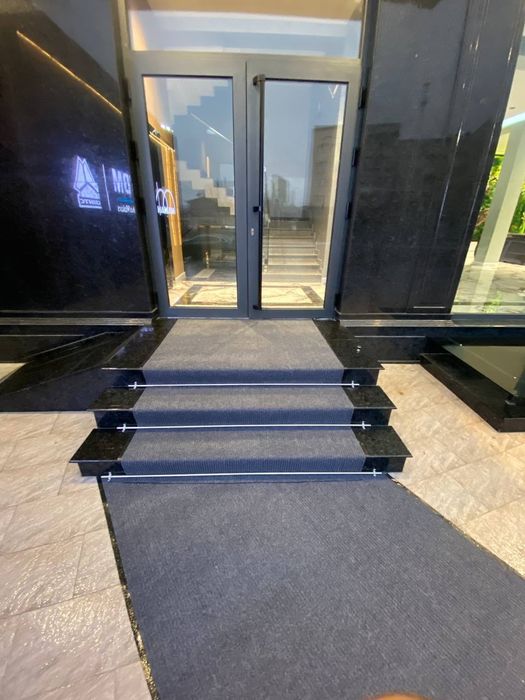 Sag urgaz yec gilamlari