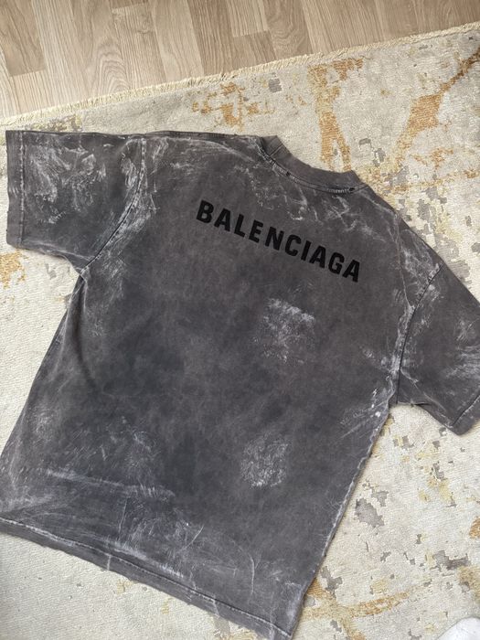 Tricou Balenciaga