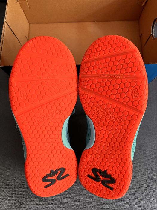 Спортни обувки Salming Hawk Court