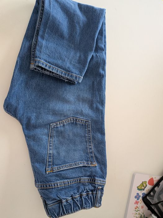 Blugi Zara 7-8 ani, ca nou, loose fit