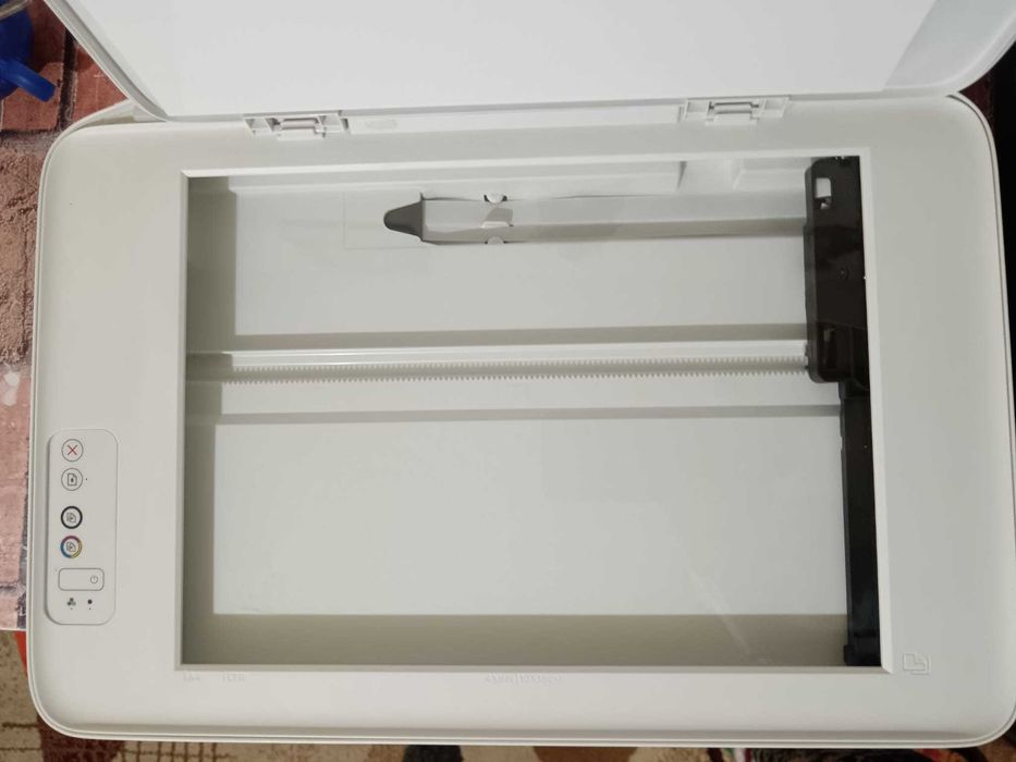 Imprimantă HP DeskJet 2130 – NOUĂ, fără cabluri