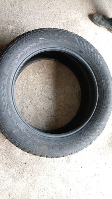 Продам шины NOKIAN от Lexus 570