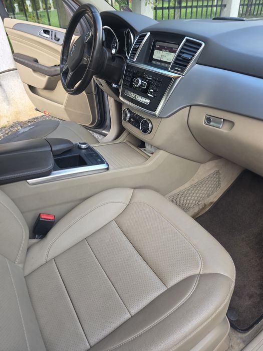 Mercedes ML250 2013 Climatronic/Scaune incalzite/Unic proprietar Ro