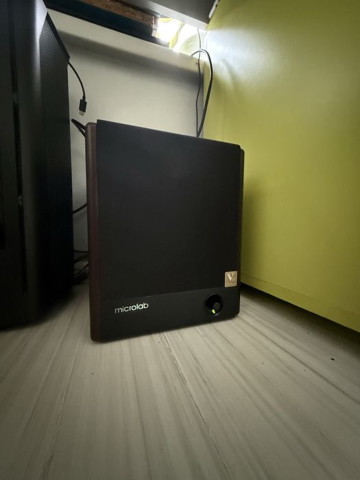 Microlab FC330 2.1 speakers