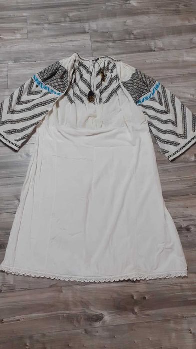 Camasa traditionala cusuta manual