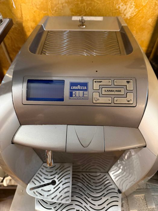 Кафе машина LAVAZZA BLUE