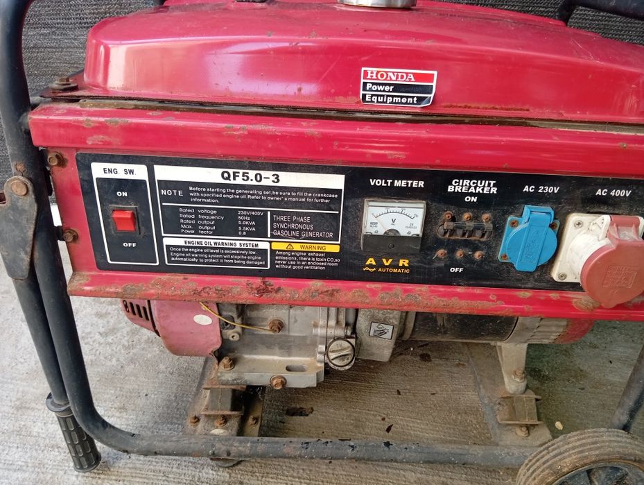 Бензиновый генератор в идеальном состоянии