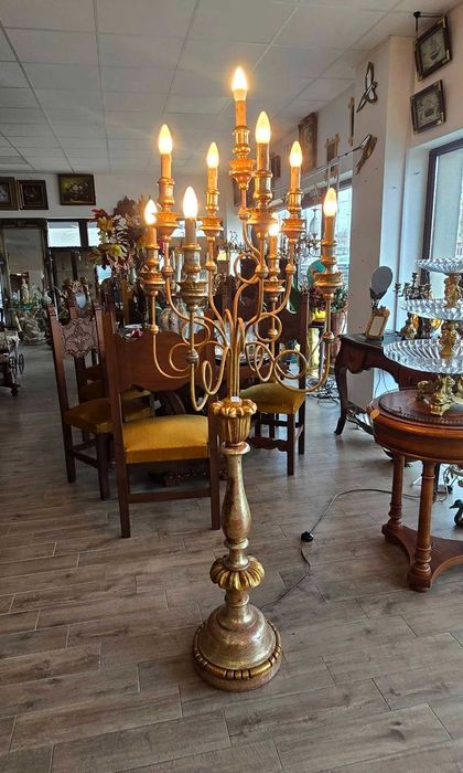 Lampadar de podea deosebit