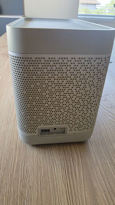 Boxa portabila Bang Olufsen Beolit 12  pentru iphone