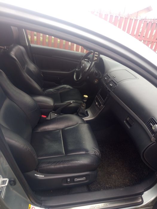 De vinzareToyota Avensus 2007