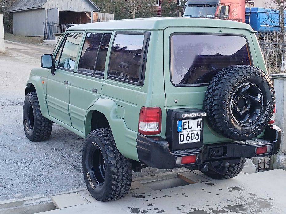 Hyundai Galloper 2.5 (Pajero)