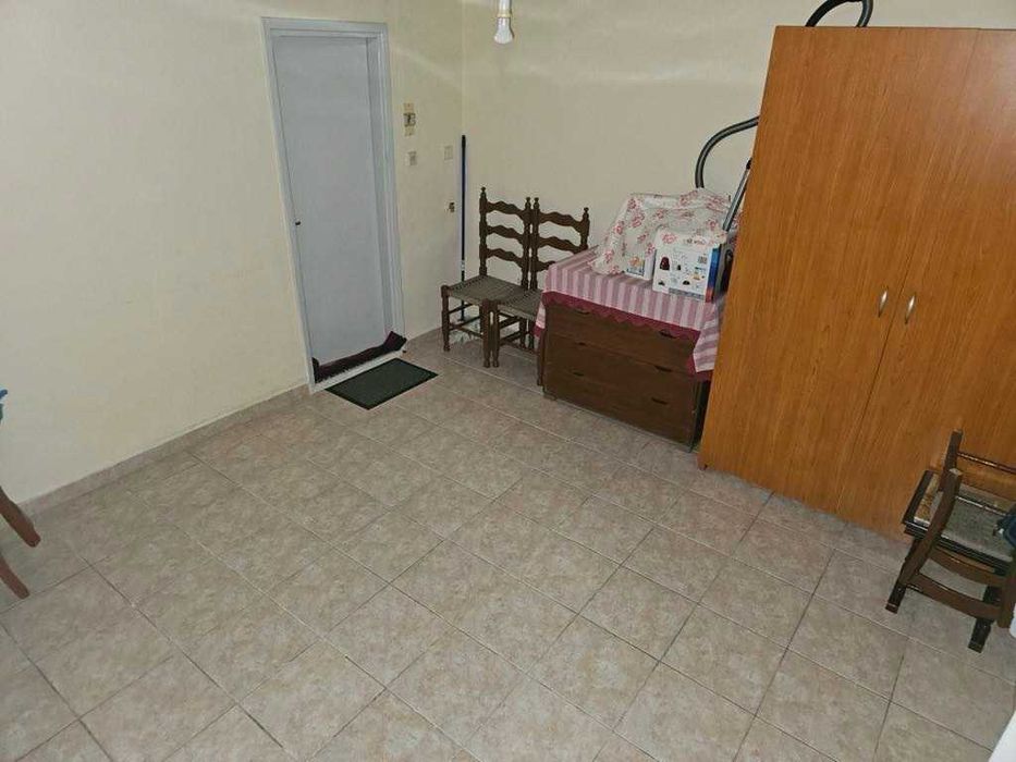 Продава се Къща в София, Център - 200 кв.м за 180 €/кв.м - Снимка #1
