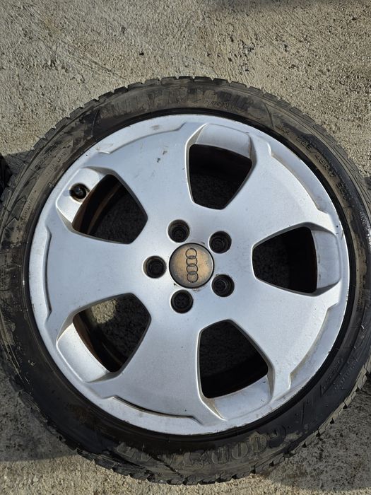 Продавам джанти за ауди а3 8п 17ки