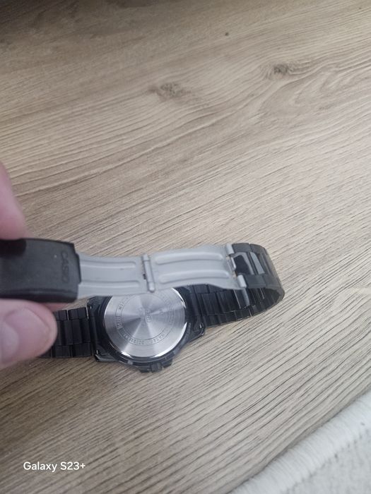 Продам Мужские Часы CASIO