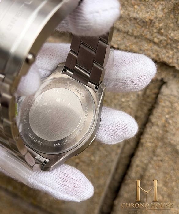 Breitling Avenger Automatic 42
