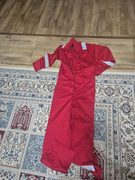 Продам спецодежда