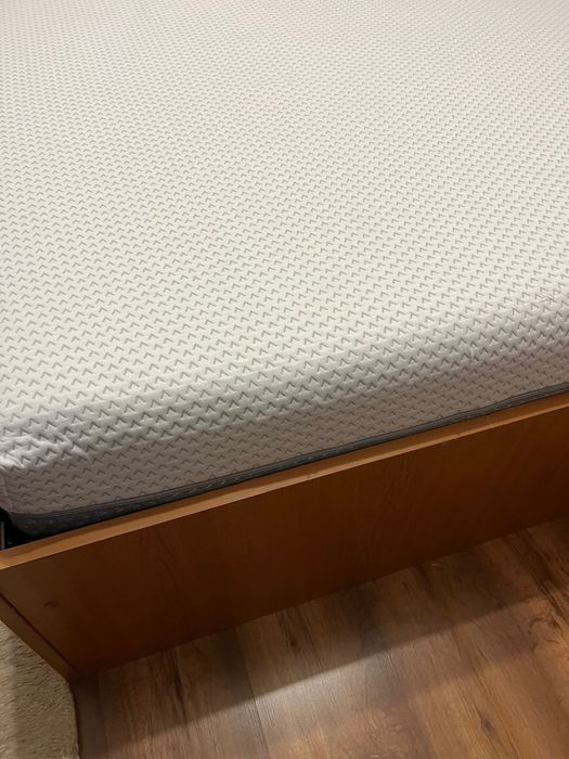 Saltea pat in stare foarte buna