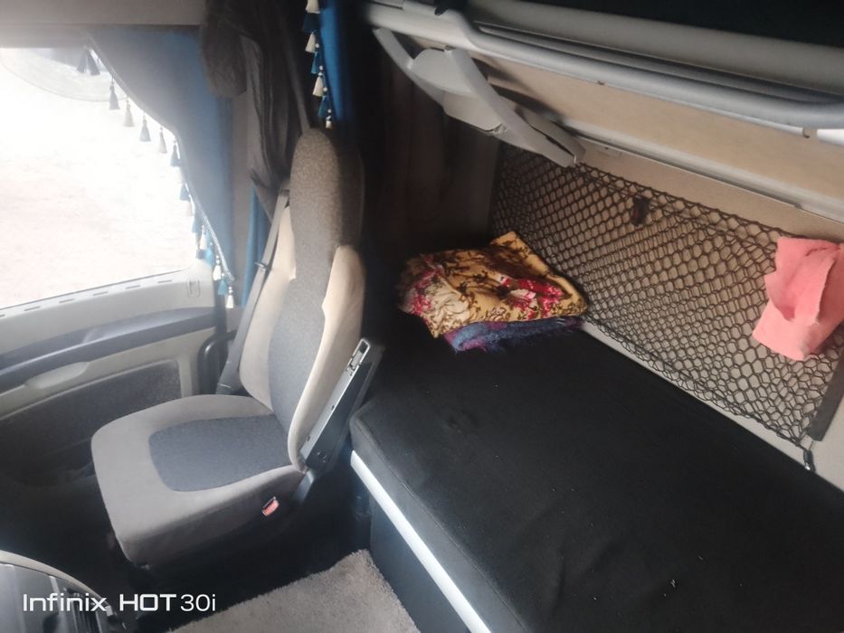 Тягач даф 105460