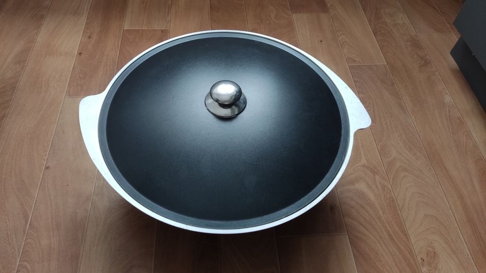 Казан чугунный 12 л Kukmara с крышкой