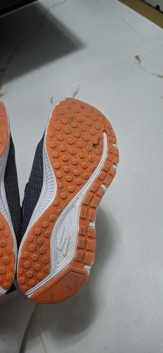 Adidasi baieti skechers mărime 32 decathlon
