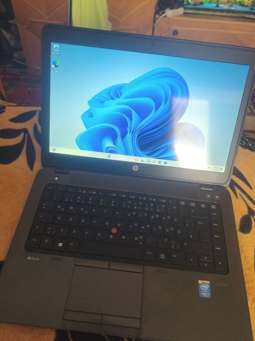 Vând HP Z Book 14