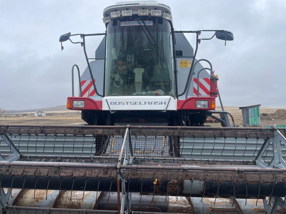 Продам комбайн Вектор