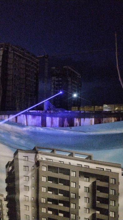 Lentila laser    care arde