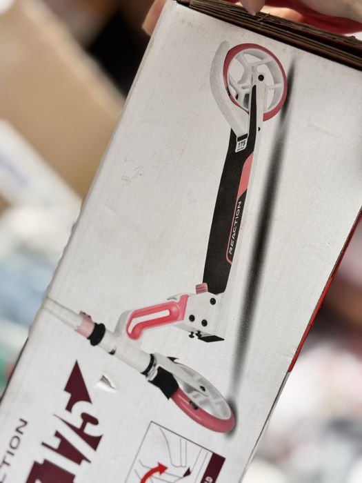 Продается самокат двух-колесный