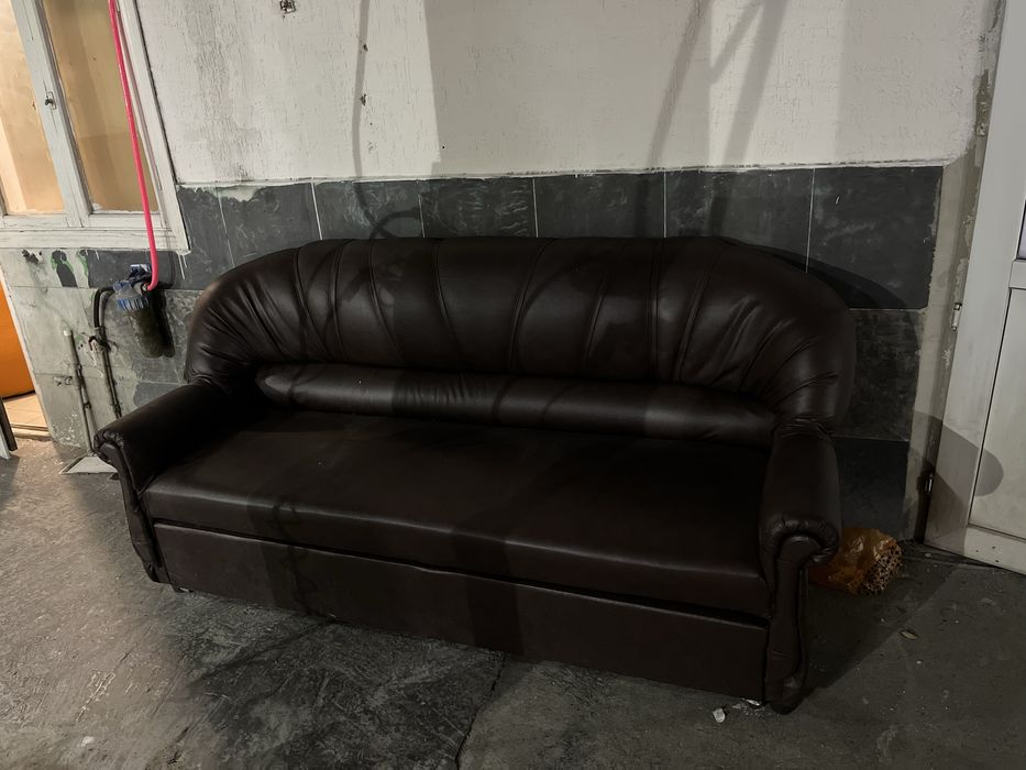 Продаётся диван и кресло