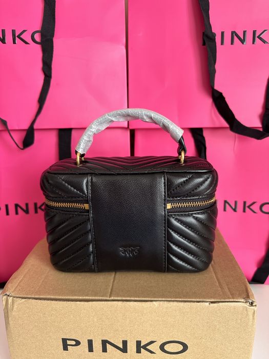 Дамска чанта PINKO Vanity Case в черен цвят
