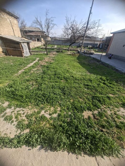 Yer sotiladi uchaska