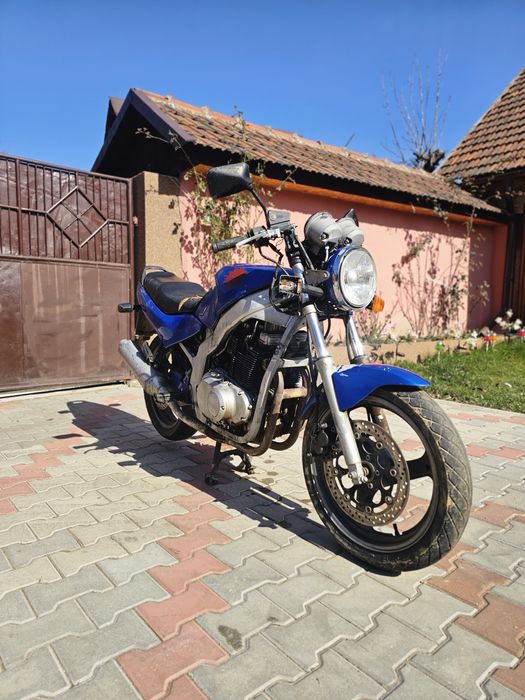 Motocicleta Suzuki gs 500E din 1993