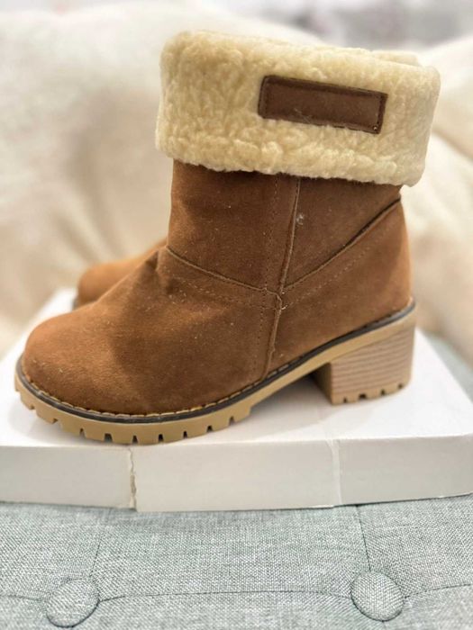 Кафяви дамски боти