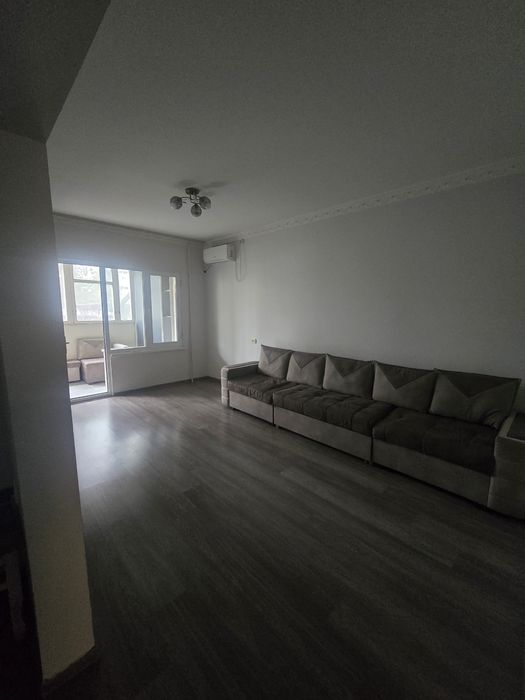 Сдаётся  квартира сергели  8а 2 ком 1 этаж семья  рядом дехкан базар