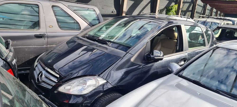 Мерцедес Бенц А 180 CDI  автомат 2011 г. 640.940 – само на части