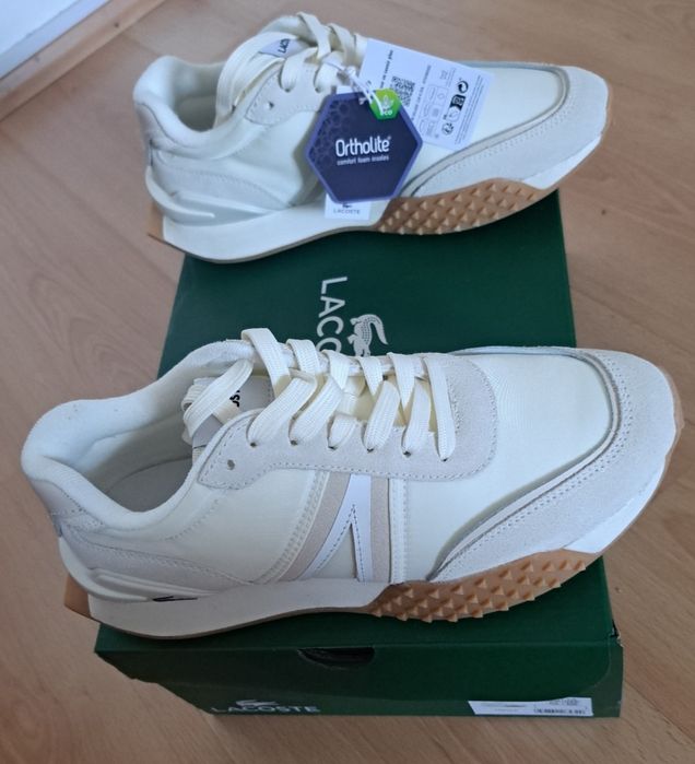 Vând adidași Lacoste originali