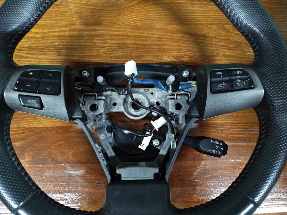 Волан от Тойота рав 4 2010г